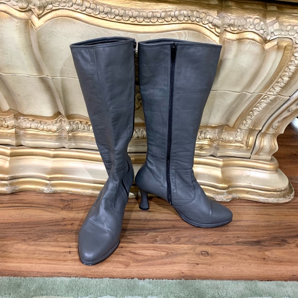 Wow Custom Made Gray Leather Heeled Boots